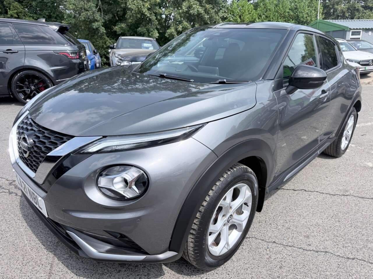 A 2021 NISSAN JUKE 1.0 DIG-T N-Connecta SUV, 7,000 miles, Euro 6, 6-Speed manual, CarPlay/Andr A 2021 NISSAN JUKE 1.0 DIG-T N-Connecta SUV, 7,000 miles, Euro 6, 6-Speed manual, CarPlay/Andr