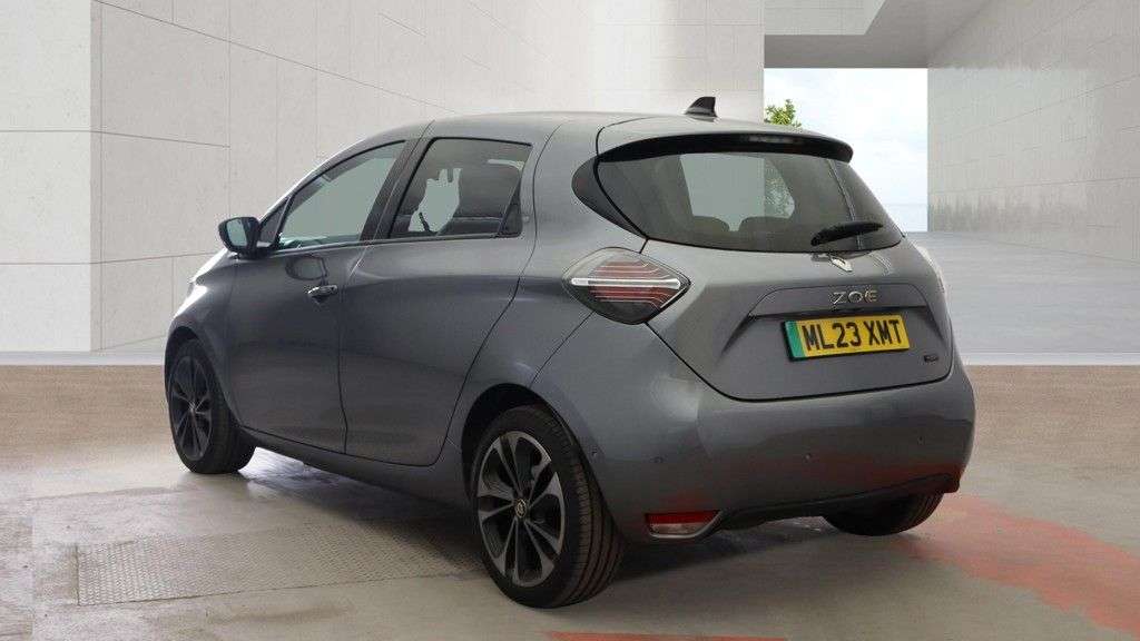 A 2023 RENAULT ZOE Grey R135 EV50 Iconic, 28,700 miles, EV, Automatic, Sat nav, Heated seats, A 2023 RENAULT ZOE Grey R135 EV50 Iconic, 28,700 miles, EV, Automatic, Sat nav, Heated seats,