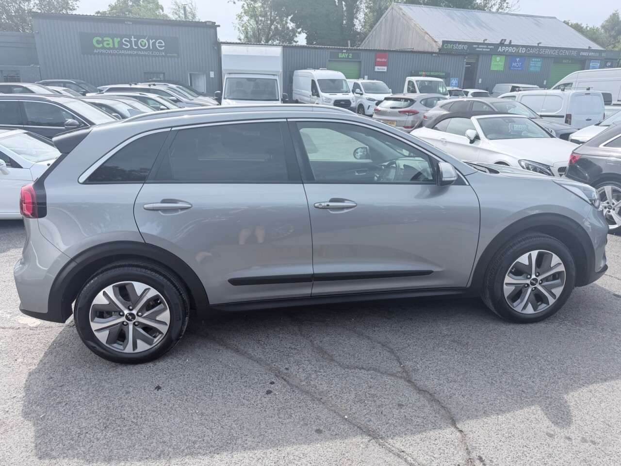 2022 KIA NIRO 2022 KIA NIRO