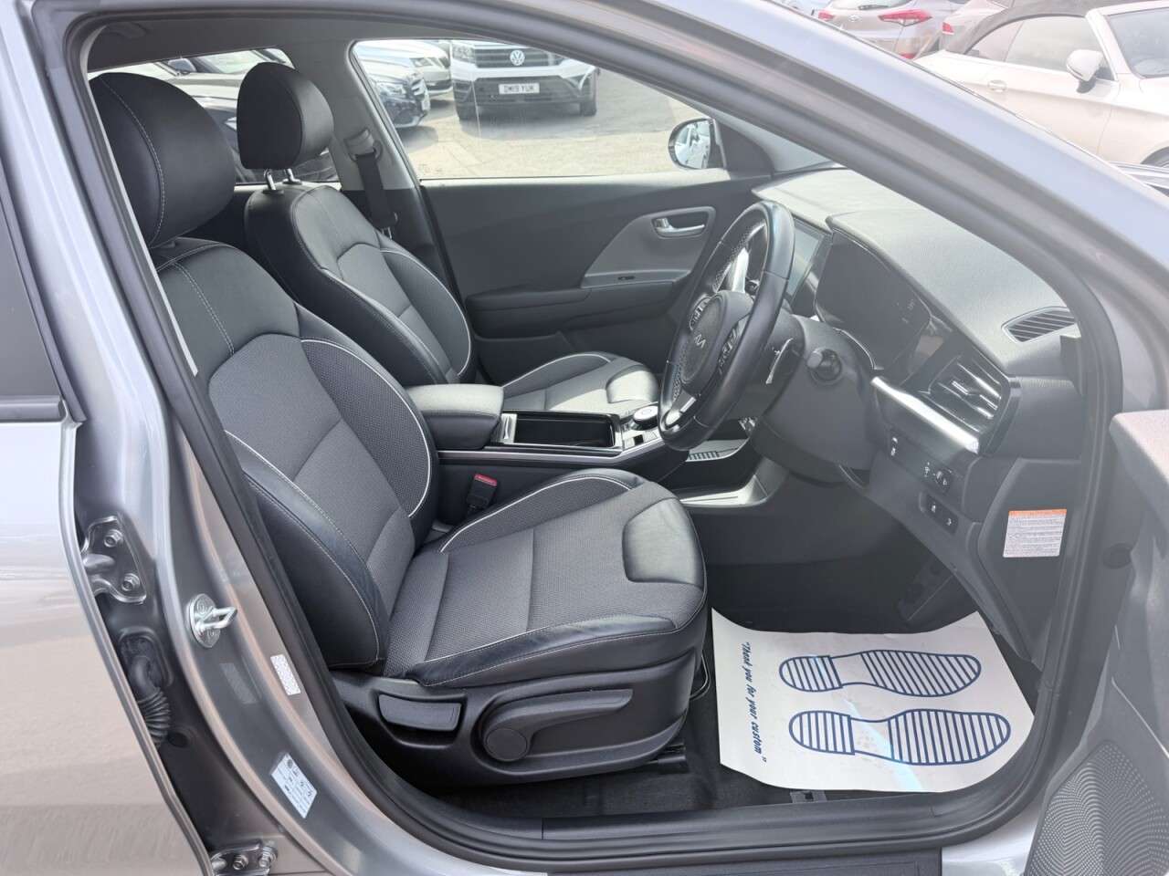 2022 KIA NIRO 2022 KIA NIRO