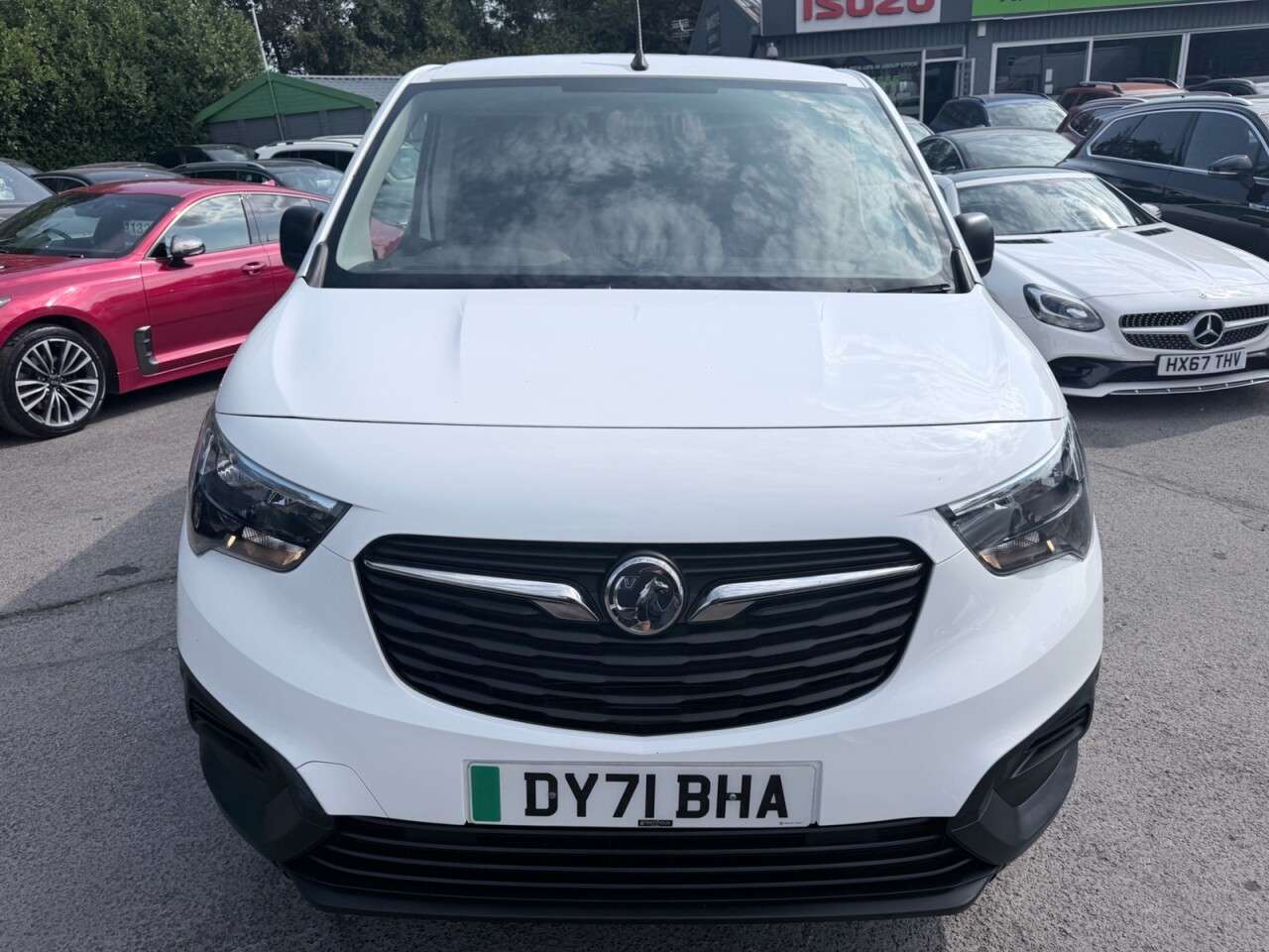 A 2021 VAUXHALL COMBO ELECTRIC 2300 50kWh Dynamic Panel Van 5dr Electric Auto L1 H1 (136 ps) A 2021 VAUXHALL COMBO ELECTRIC 2300 50kWh Dynamic Panel Van 5dr Electric Auto L1 H1 (136 ps)