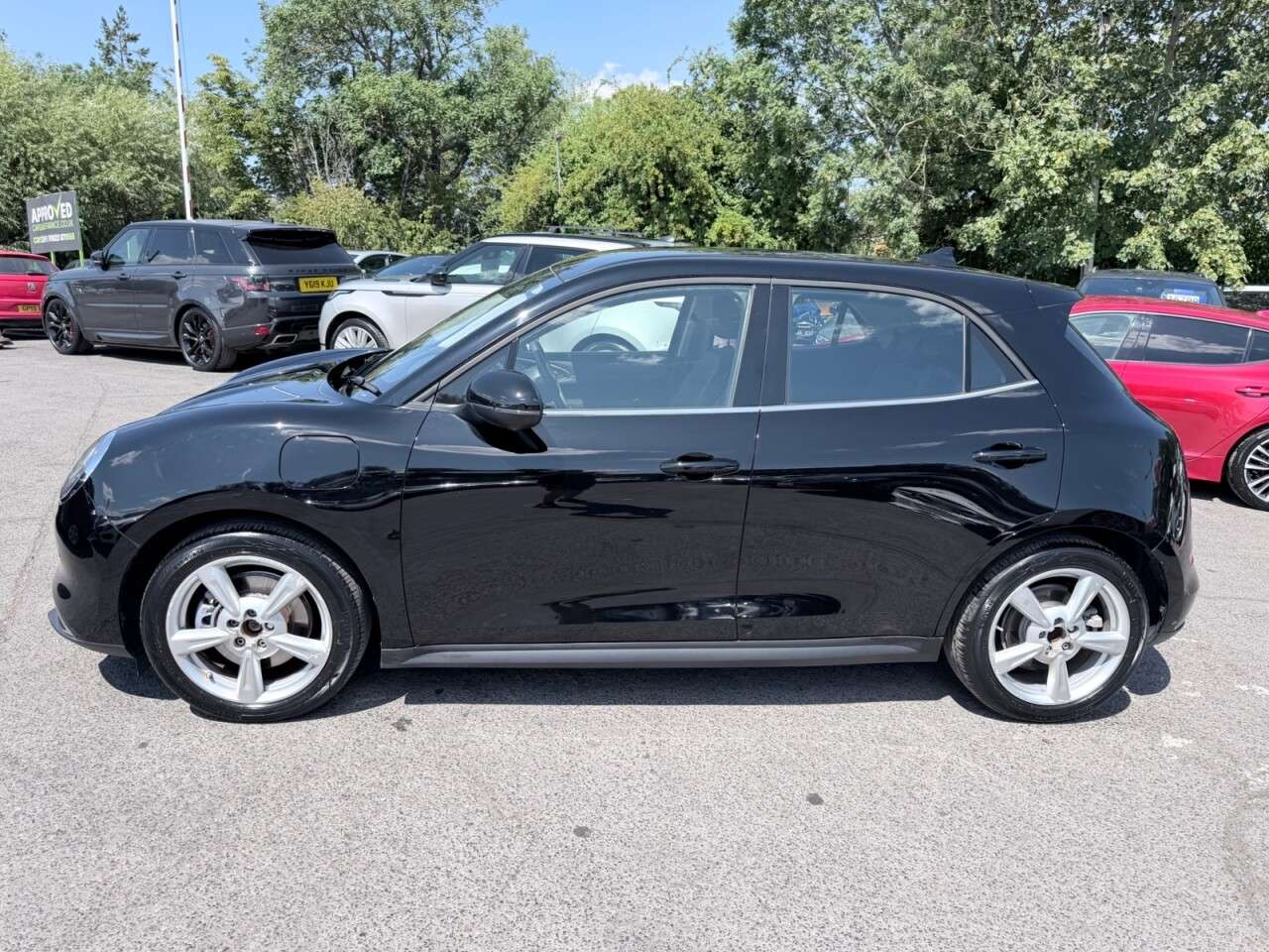 A 2023 GWM FUNKY CAT Black 48kWh First Edition EV, 7,600 miles, Automatic, Sat nav, Rear camera, A 2023 GWM FUNKY CAT Black 48kWh First Edition EV, 7,600 miles, Automatic, Sat nav, Rear camera,