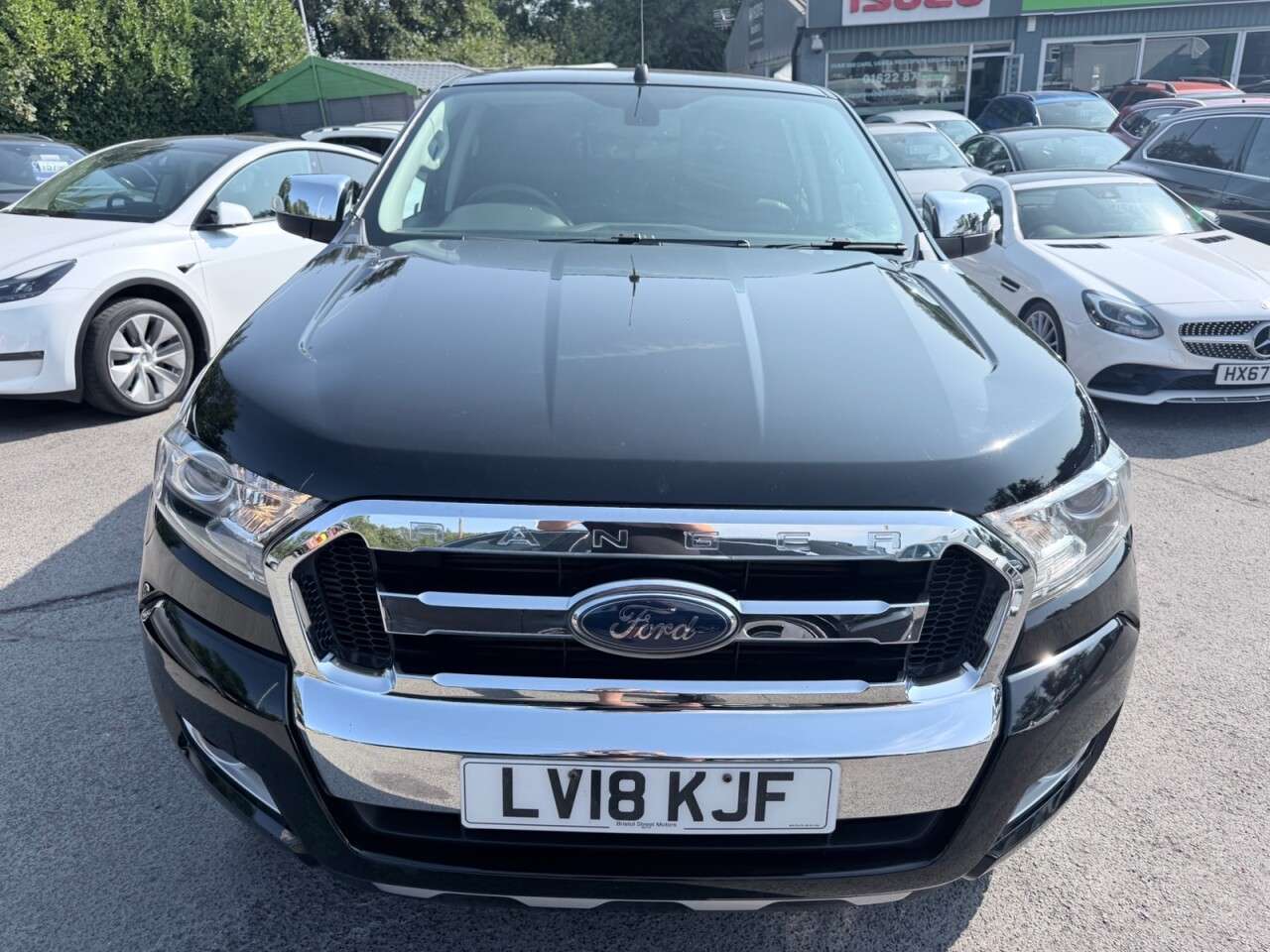 A 2018 FORD RANGER 3.2 TDCi Limited 1 Pickup Double Cab 4dr Diesel Auto 4WD Euro 5 (200 ps) * A 2018 FORD RANGER 3.2 TDCi Limited 1 Pickup Double Cab 4dr Diesel Auto 4WD Euro 5 (200 ps) *