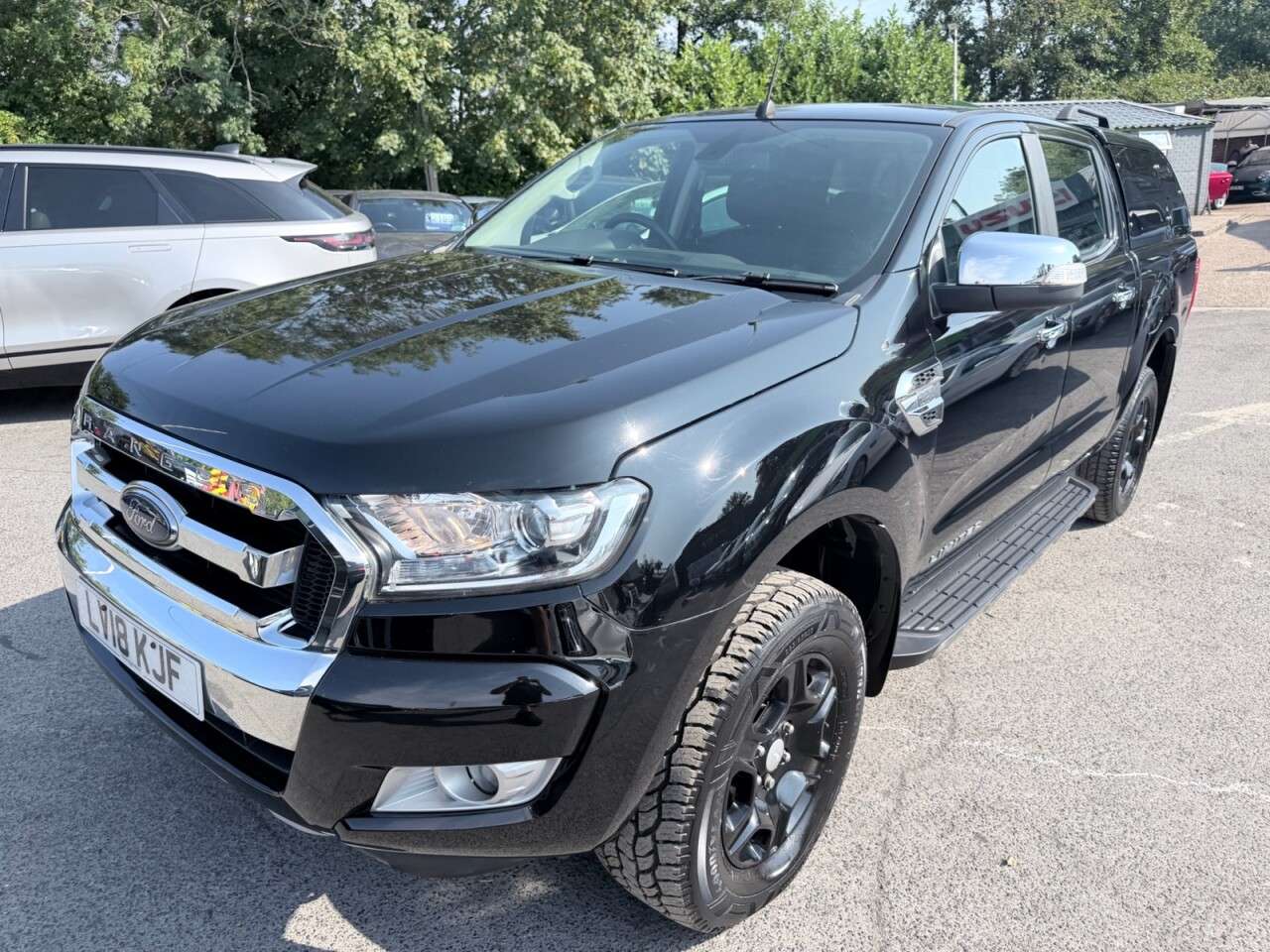 A 2018 FORD RANGER 3.2 TDCi Limited 1 Pickup Double Cab 4dr Diesel Auto 4WD Euro 5 (200 ps) * A 2018 FORD RANGER 3.2 TDCi Limited 1 Pickup Double Cab 4dr Diesel Auto 4WD Euro 5 (200 ps) *