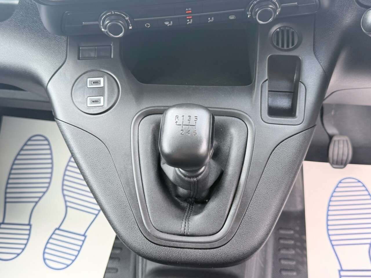 2024 PEUGEOT PARTNER 2024 PEUGEOT PARTNER