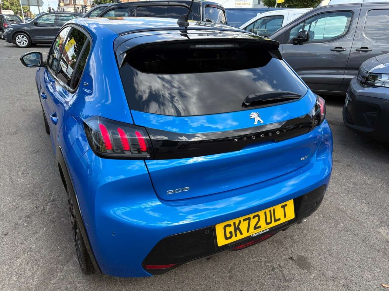 2022 PEUGEOT 208 2022 PEUGEOT 208