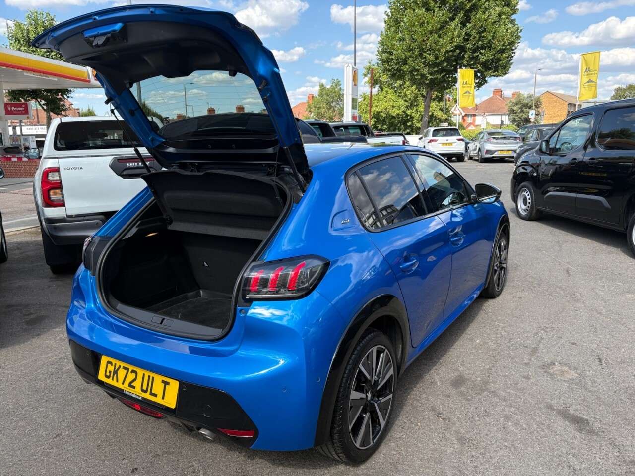 2022 PEUGEOT 208 2022 PEUGEOT 208