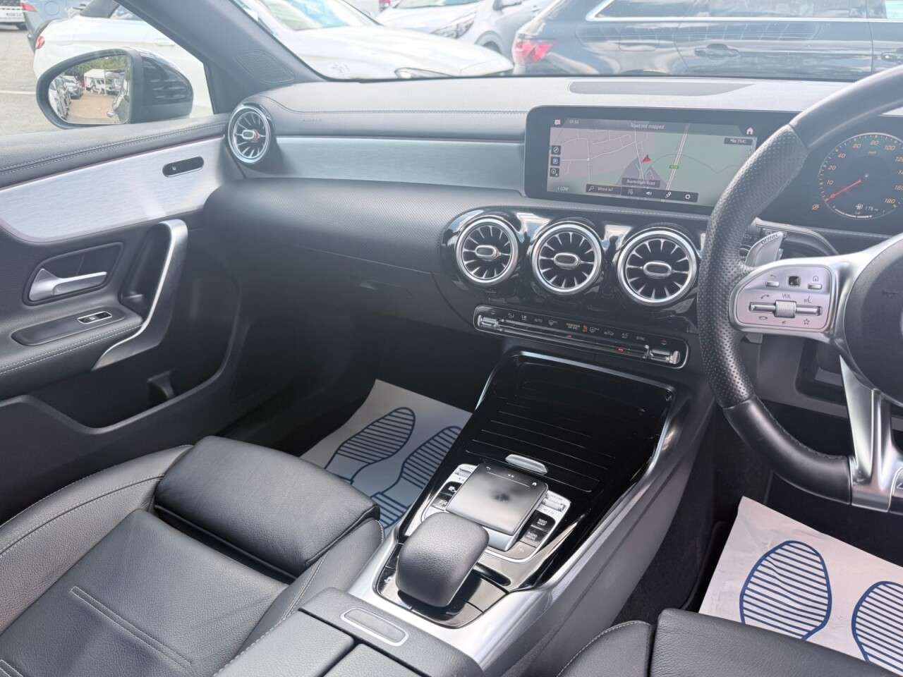 2019 MERCEDES-BENZ A CLASS 2019 MERCEDES-BENZ A CLASS