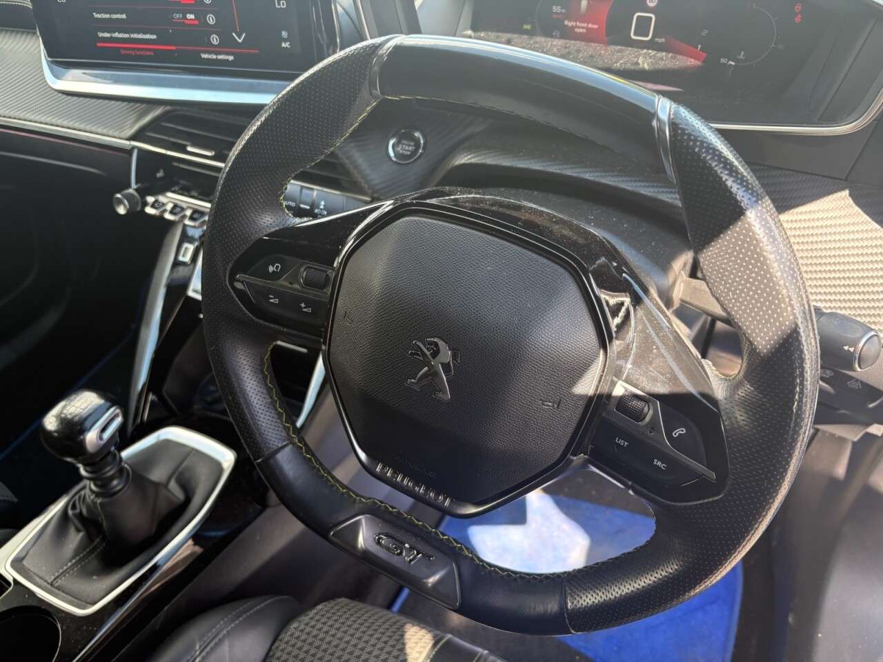 2021 PEUGEOT 2008 2021 PEUGEOT 2008