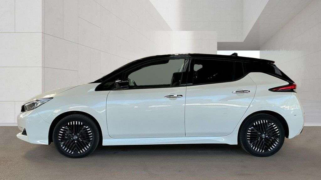 2022 NISSAN LEAF 2022 NISSAN LEAF