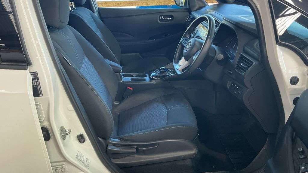 2022 NISSAN LEAF 2022 NISSAN LEAF
