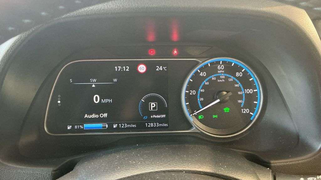 2022 NISSAN LEAF 2022 NISSAN LEAF