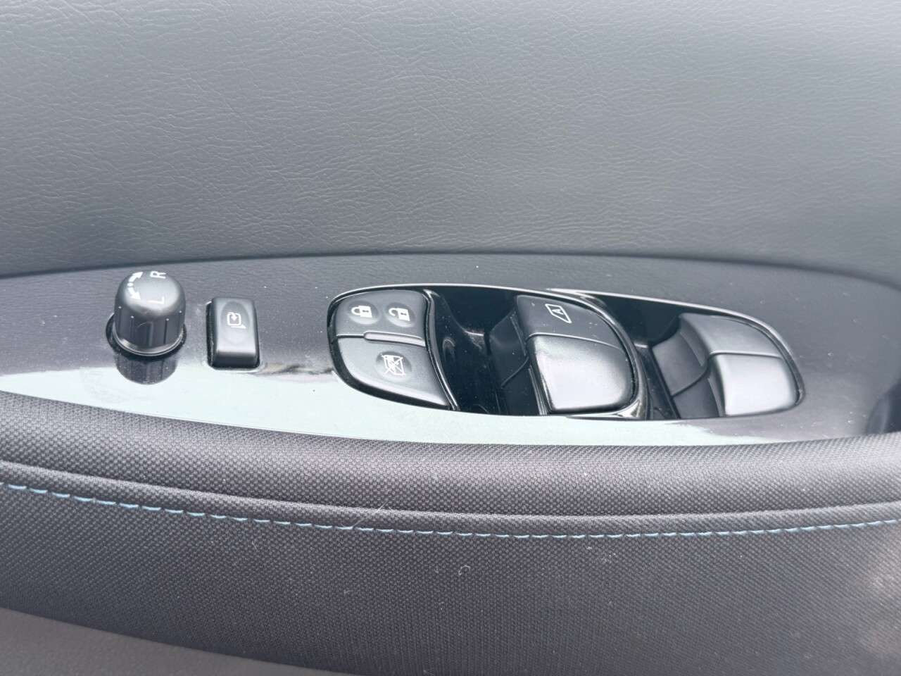 2022 NISSAN LEAF 2022 NISSAN LEAF