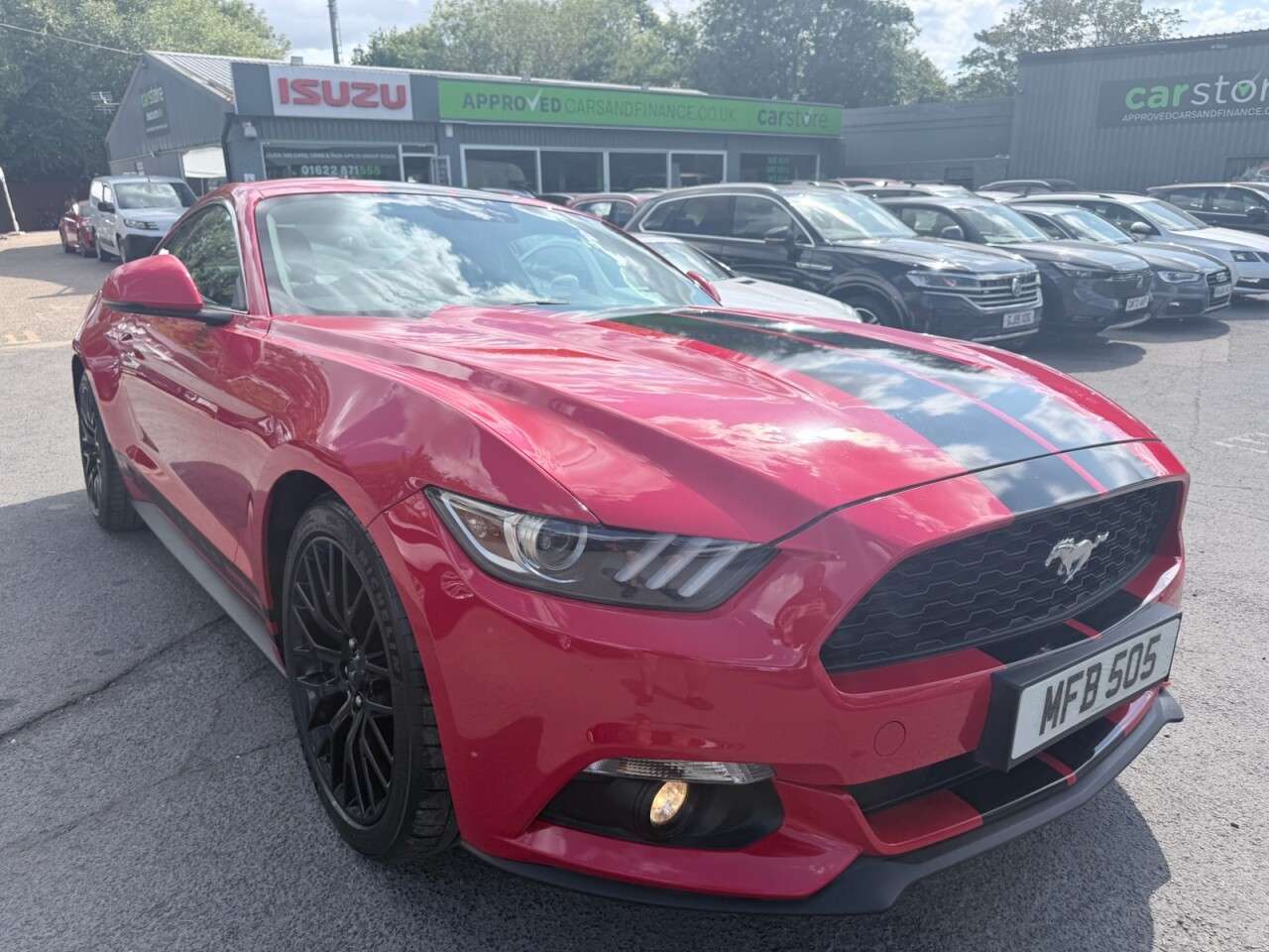 A 2017 FORD MUSTANG ECOBOOST A 2017 FORD MUSTANG ECOBOOST