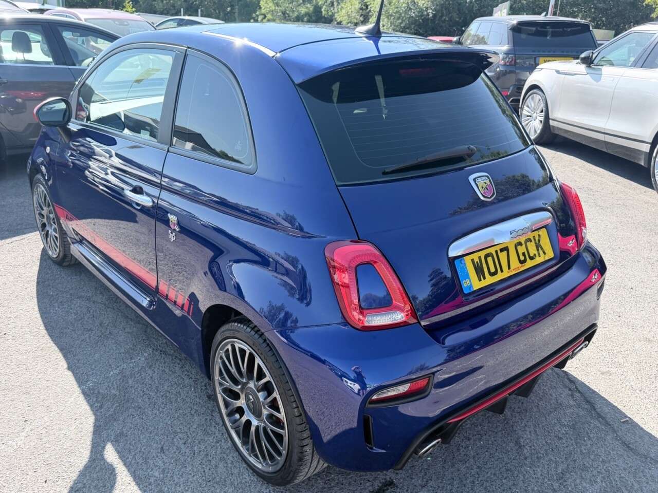 2017 ABARTH 595 2017 ABARTH 595