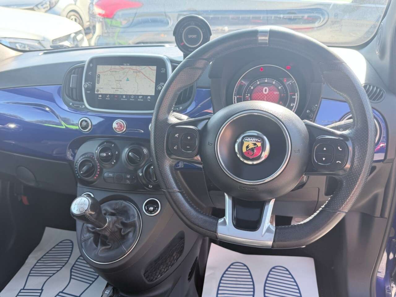 2017 ABARTH 595 2017 ABARTH 595