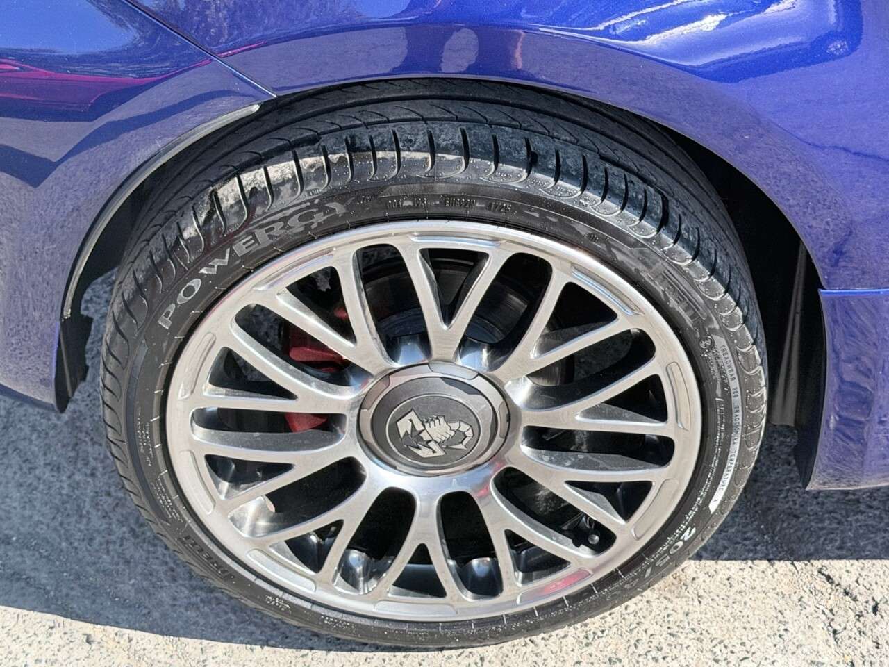 2017 ABARTH 595 2017 ABARTH 595