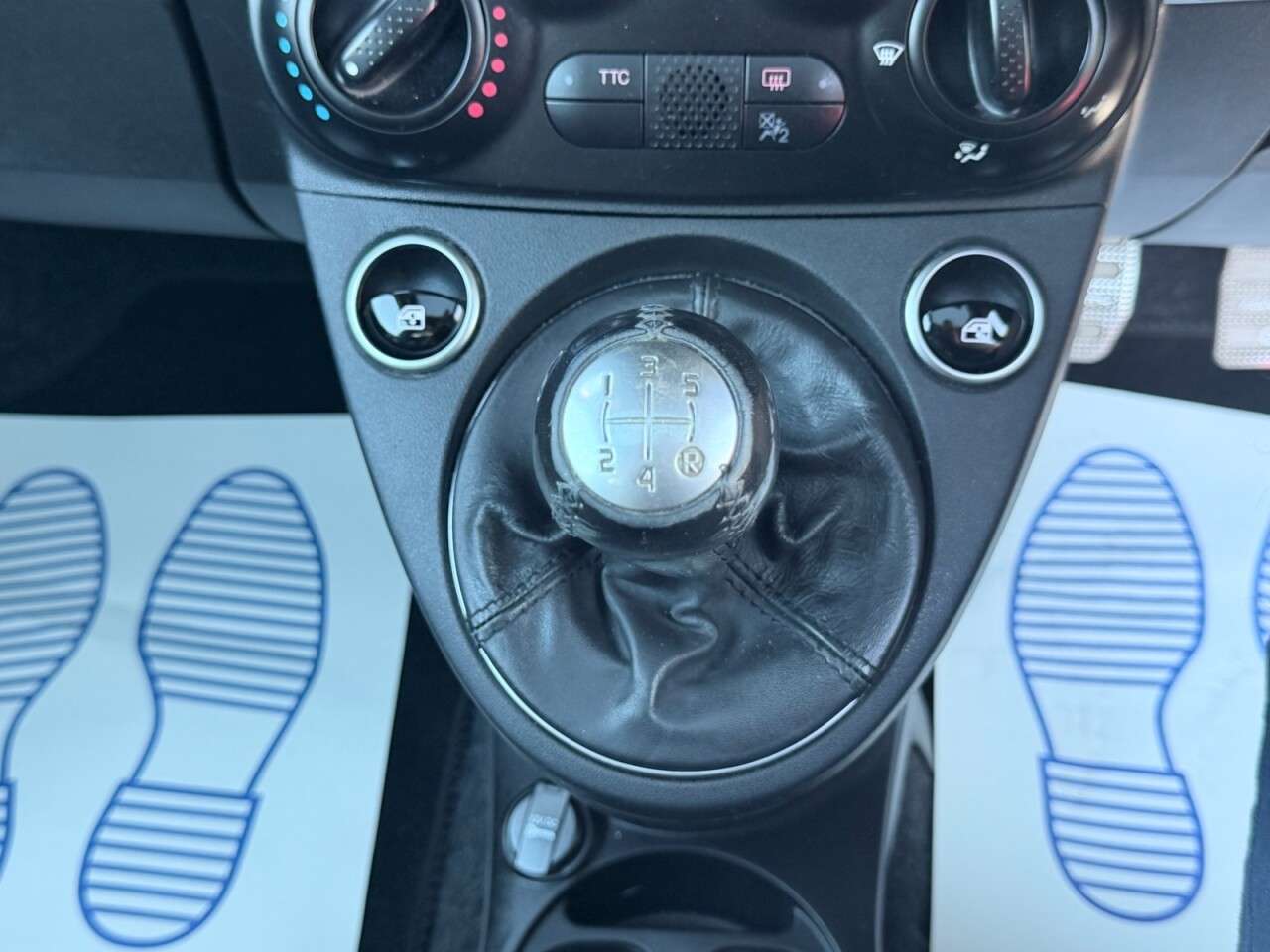 2017 ABARTH 595 2017 ABARTH 595
