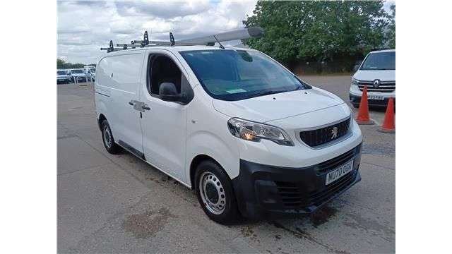 A 2020 PEUGEOT EXPERT White 2.0 BlueHDi 1400 Professional MWB Van, 49,100 miles, Euro 6, 6-Speed A 2020 PEUGEOT EXPERT White 2.0 BlueHDi 1400 Professional MWB Van, 49,100 miles, Euro 6, 6-Speed