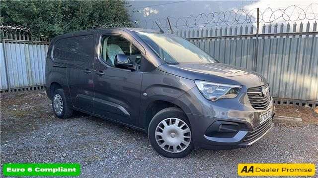 A 2023 VAUXHALL COMBO Grey 1.5 Turbo D 2300 Pro L2 Van, 48,400 miles, Euro 6, 6-Speed manual, Sat A 2023 VAUXHALL COMBO Grey 1.5 Turbo D 2300 Pro L2 Van, 48,400 miles, Euro 6, 6-Speed manual, Sat