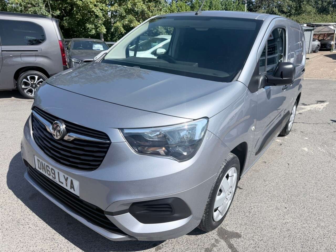 A 2019 VAUXHALL COMBO Grey 1.5 Turbo D 2000 Sportive Van, 50,130 miles, Euro 6, 5-Speed manual, A A 2019 VAUXHALL COMBO Grey 1.5 Turbo D 2000 Sportive Van, 50,130 miles, Euro 6, 5-Speed manual, A