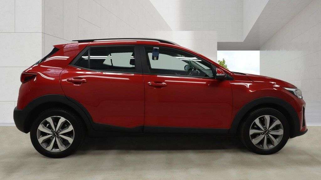 2023 KIA STONIC 2023 KIA STONIC