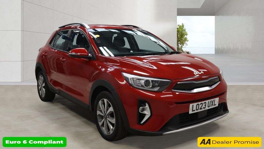 A 2023 KIA STONIC Red 1.0 T-GDi 2 SUV, 23,200 miles, Euro 6, Automatic, CarPlay/Android Auto, A 2023 KIA STONIC Red 1.0 T-GDi 2 SUV, 23,200 miles, Euro 6, Automatic, CarPlay/Android Auto,