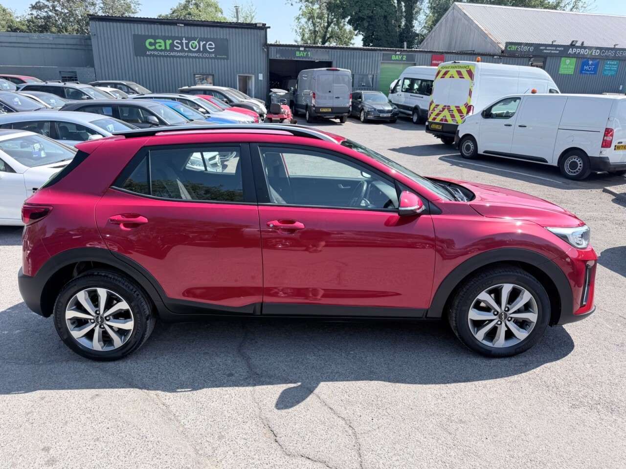2023 KIA STONIC 2023 KIA STONIC