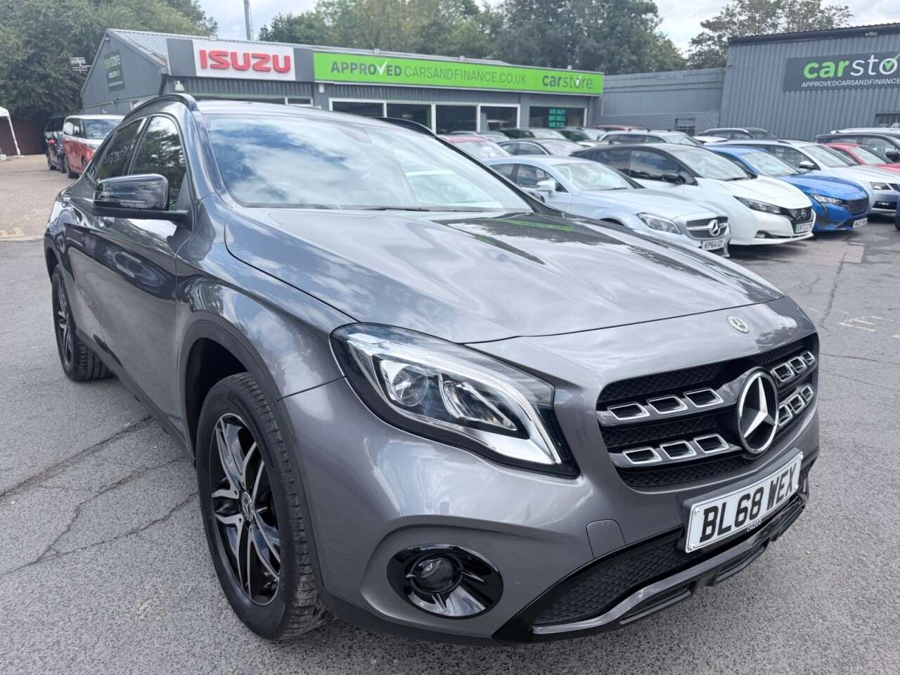 A 2019 MERCEDES GLA-CLASS GLA 180 URBAN EDITION A 2019 MERCEDES GLA-CLASS GLA 180 URBAN EDITION
