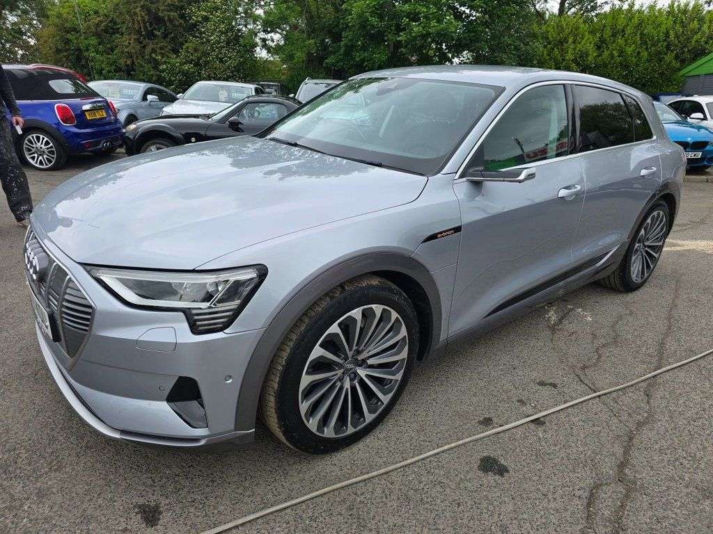 2020 AUDI E-TRON 2020 AUDI E-TRON