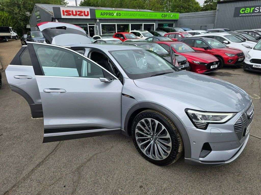 2020 AUDI E-TRON 2020 AUDI E-TRON