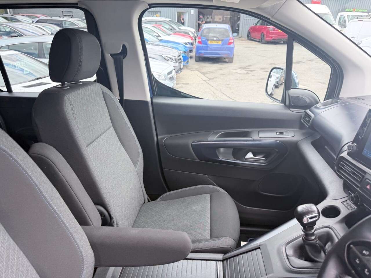2021 PEUGEOT RIFTER 2021 PEUGEOT RIFTER