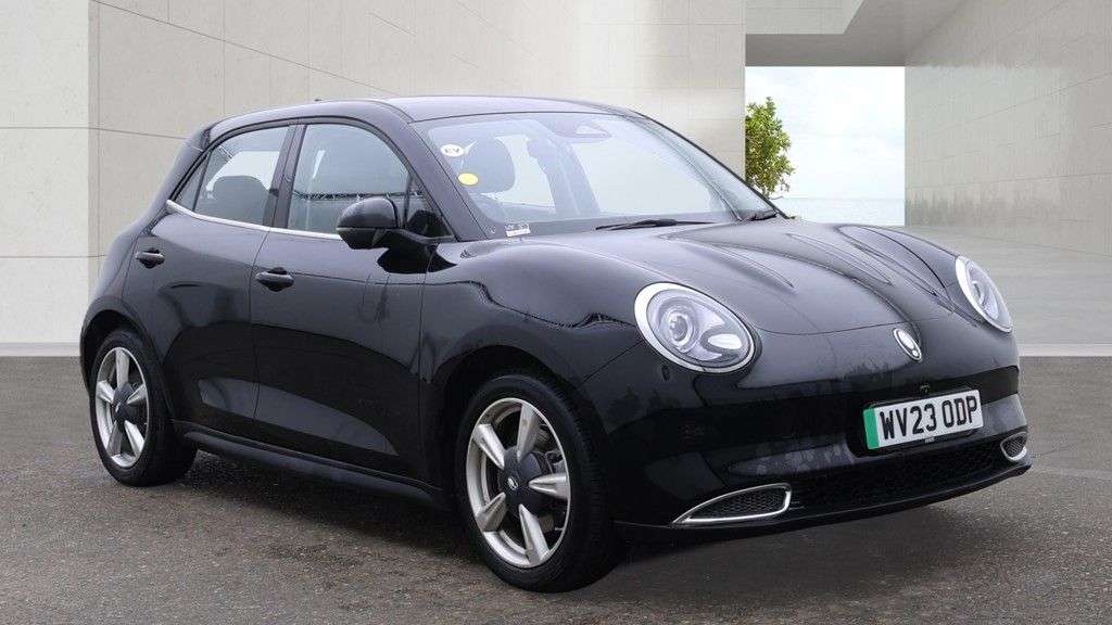 A 2023 GWM FUNKY CAT Black 48kWh First Edition EV, 14,075 miles, Automatic, 18in alloys, 360° Ca A 2023 GWM FUNKY CAT Black 48kWh First Edition EV, 14,075 miles, Automatic, 18in alloys, 360° Ca
