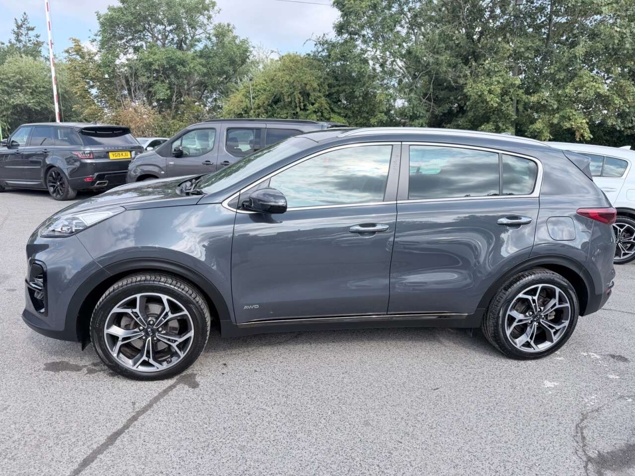 A 2021 KIA SPORTAGE Grey 1.6 T-GDi GT-Line SUV, 50,000 miles, Euro 6, Automatic AWD, 19in Alloy A 2021 KIA SPORTAGE Grey 1.6 T-GDi GT-Line SUV, 50,000 miles, Euro 6, Automatic AWD, 19in Alloy