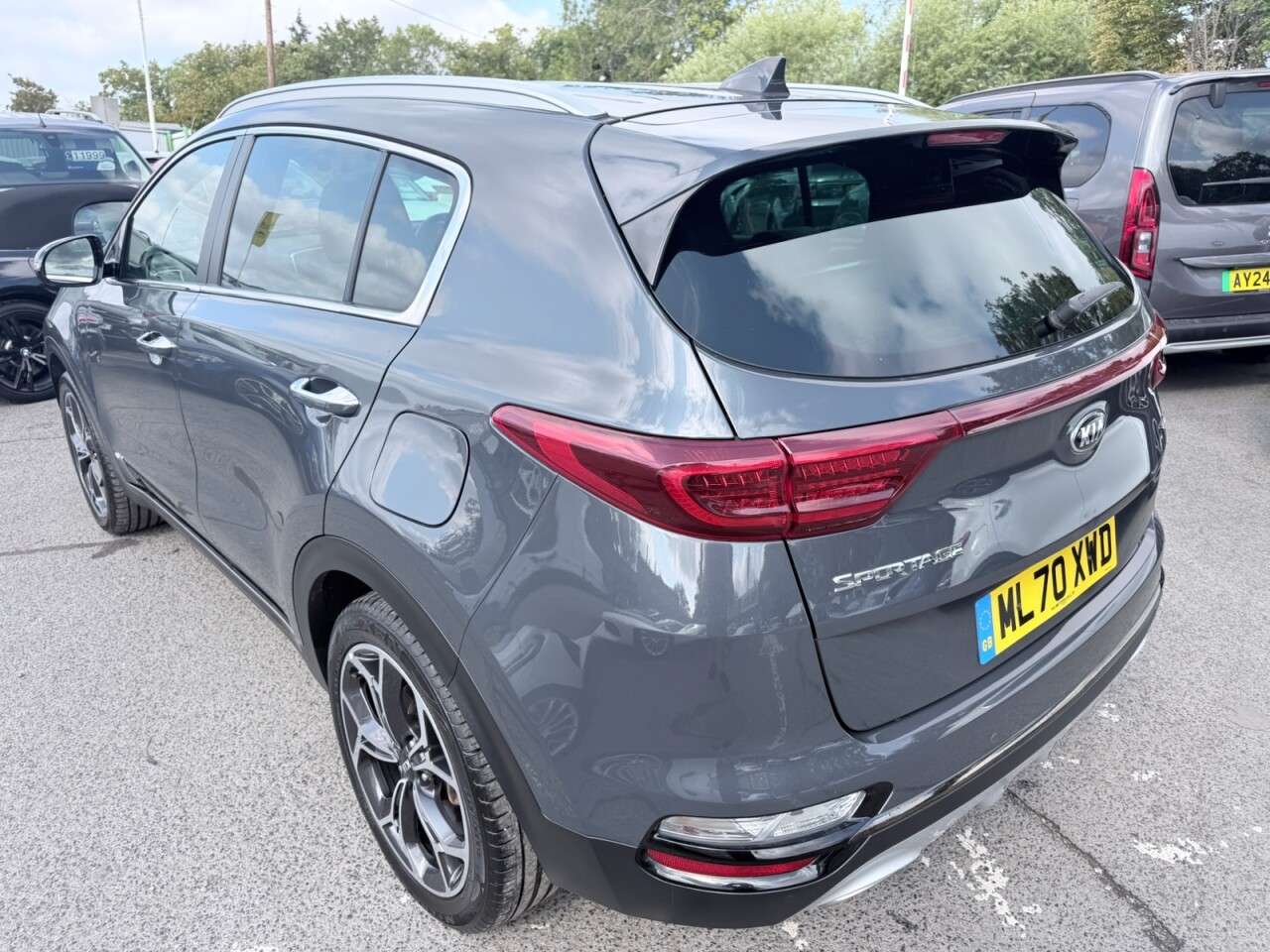 2021 KIA SPORTAGE 2021 KIA SPORTAGE