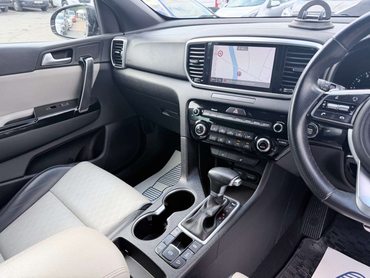 2021 KIA SPORTAGE 2021 KIA SPORTAGE