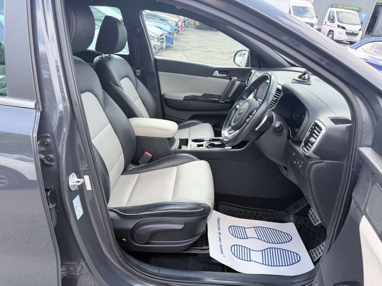 2021 KIA SPORTAGE 2021 KIA SPORTAGE