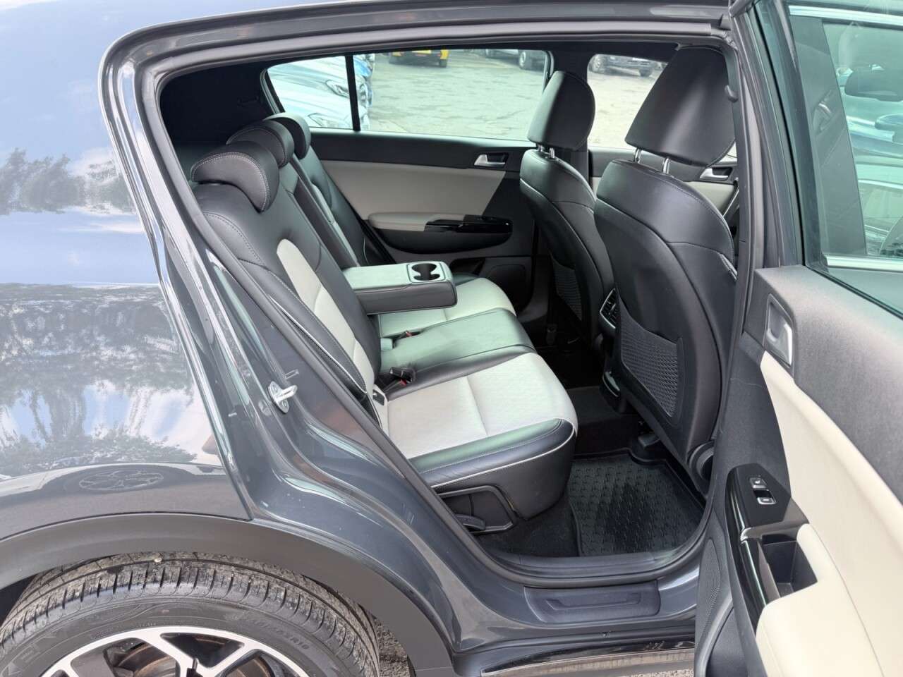 2021 KIA SPORTAGE 2021 KIA SPORTAGE