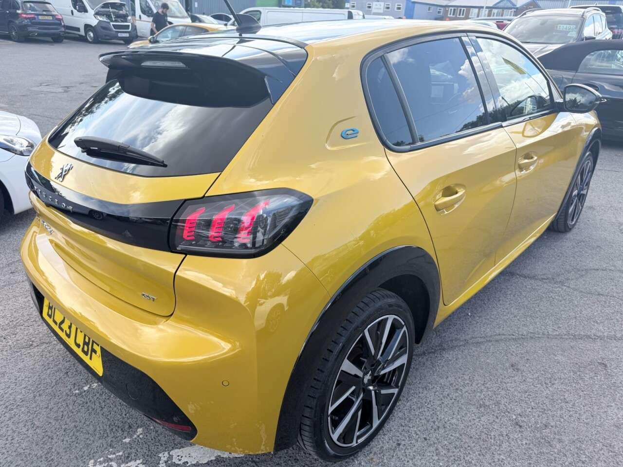2023 PEUGEOT E-208 2023 PEUGEOT E-208
