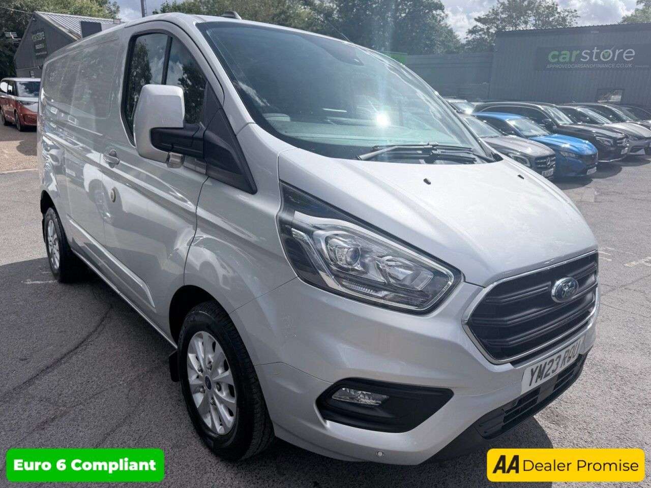 A 2023 FORD TRANSIT CUSTOM Silver 2.0 280 EcoBlue Limited L1 H1 Van, 47,650 miles, Euro 6, 6-Speed man A 2023 FORD TRANSIT CUSTOM Silver 2.0 280 EcoBlue Limited L1 H1 Van, 47,650 miles, Euro 6, 6-Speed man
