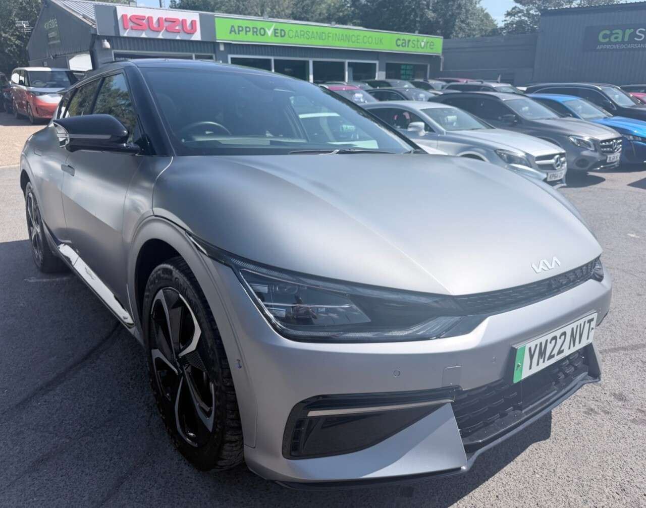 A 2022 KIA EV6 Grey 77.4kWh GT-Line S EV, 13,900 miles, AWD, HUD, Sat nav, CarPlay/Android A 2022 KIA EV6 Grey 77.4kWh GT-Line S EV, 13,900 miles, AWD, HUD, Sat nav, CarPlay/Android