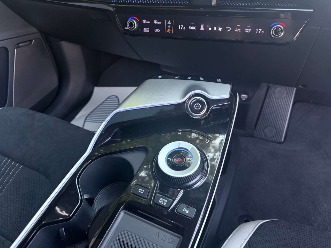 2022 KIA EV6 2022 KIA EV6