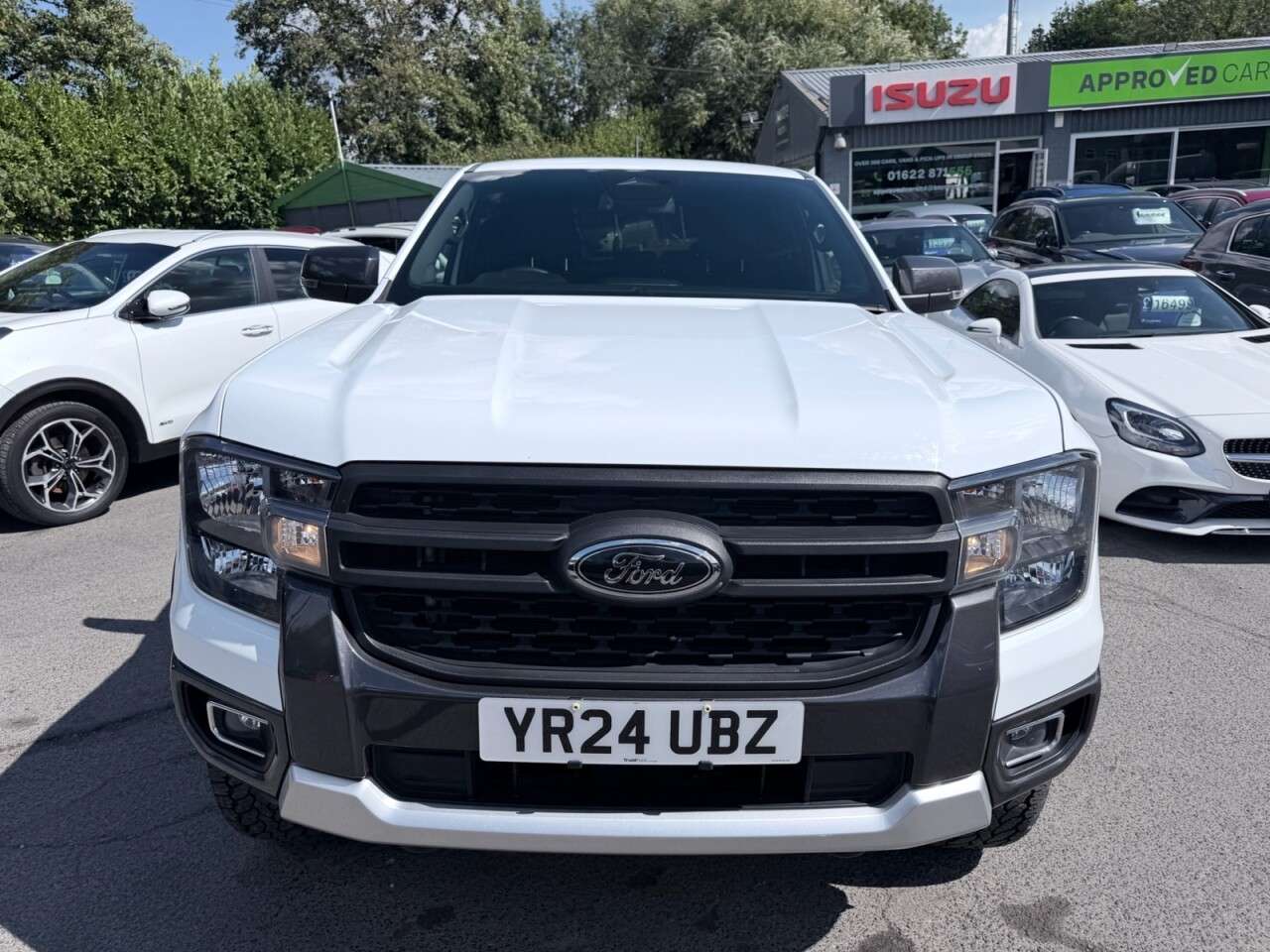 A 2024 FORD RANGER White 2.0 EcoBlue Tremor Double Cab Pickup, 24,250 miles, Euro 6, Automatic A 2024 FORD RANGER White 2.0 EcoBlue Tremor Double Cab Pickup, 24,250 miles, Euro 6, Automatic