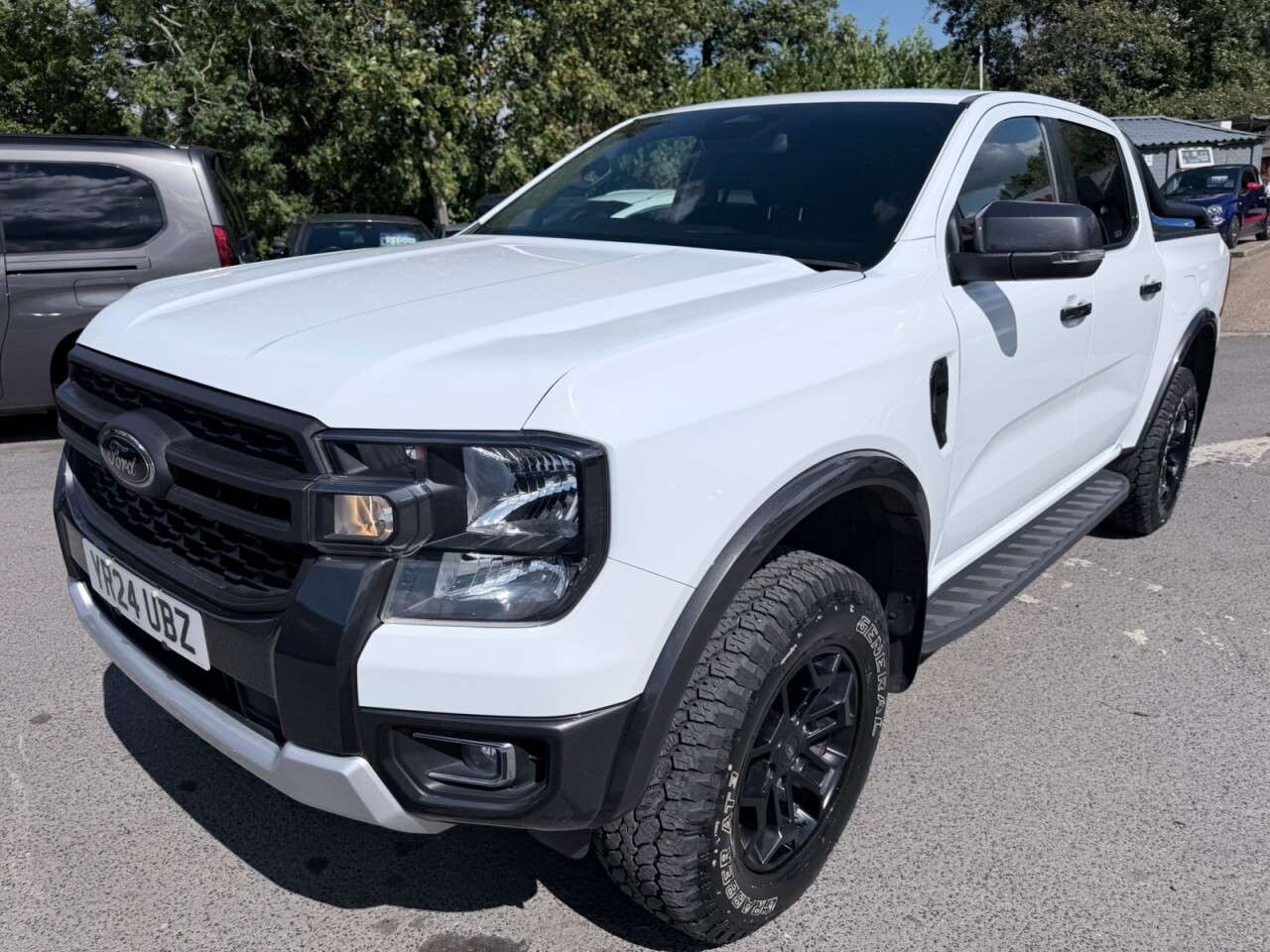 A 2024 FORD RANGER White 2.0 EcoBlue Tremor Double Cab Pickup, 24,250 miles, Euro 6, Automatic A 2024 FORD RANGER White 2.0 EcoBlue Tremor Double Cab Pickup, 24,250 miles, Euro 6, Automatic