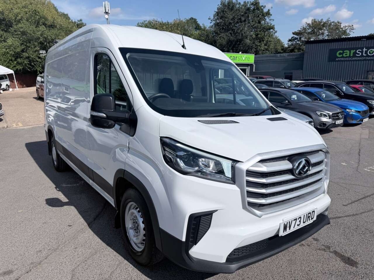 A 2023 MAXUS DELIVER 9 White 2.0 D20 L3 H2 Van, 33,515 miles, Euro 6, 6-Speed manual, A/C, Cruise, A 2023 MAXUS DELIVER 9 White 2.0 D20 L3 H2 Van, 33,515 miles, Euro 6, 6-Speed manual, A/C, Cruise,
