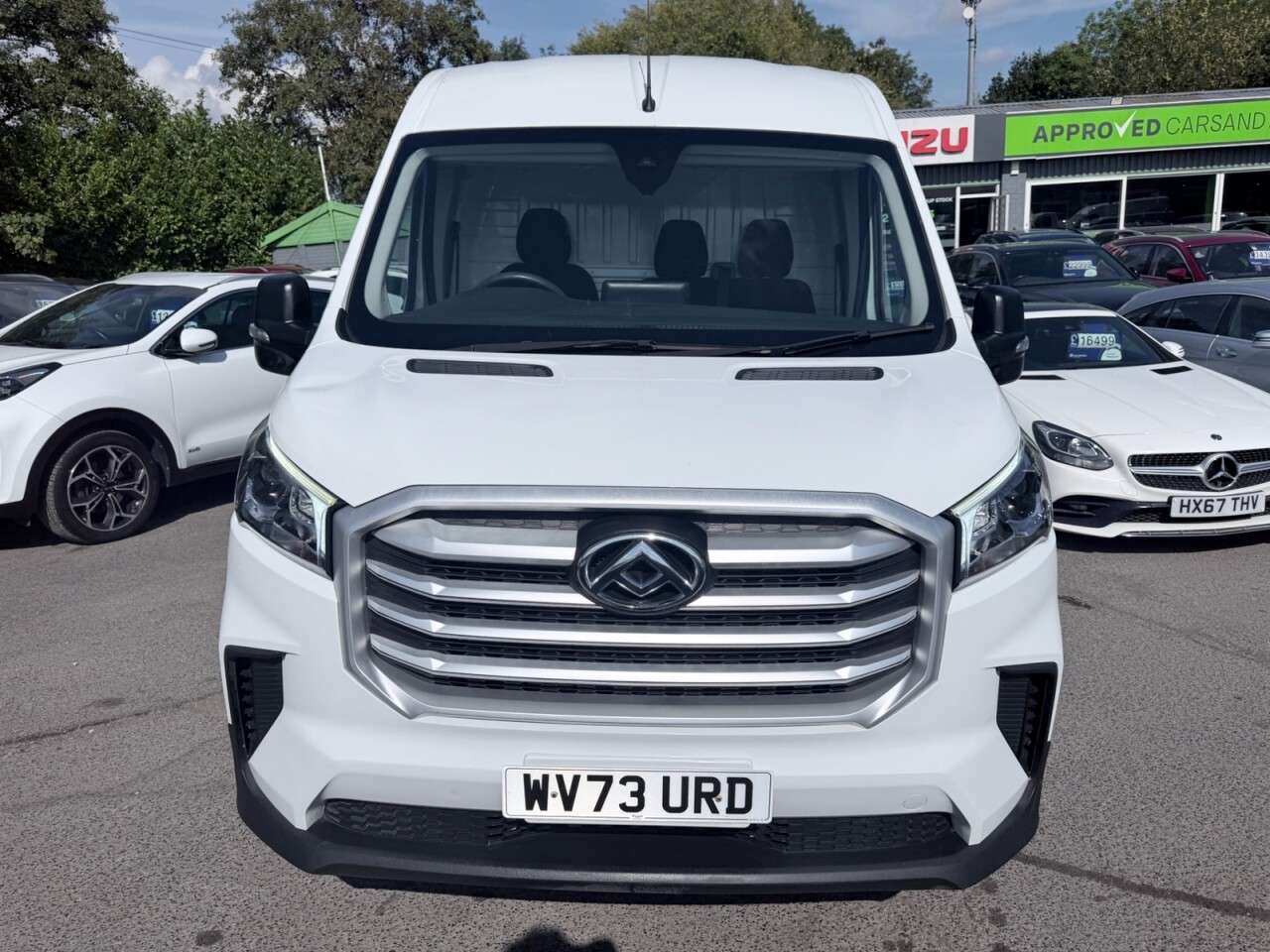 A 2023 MAXUS DELIVER 9 White 2.0 D20 L3 H2 Van, 33,515 miles, Euro 6, 6-Speed manual, A/C, Cruise, A 2023 MAXUS DELIVER 9 White 2.0 D20 L3 H2 Van, 33,515 miles, Euro 6, 6-Speed manual, A/C, Cruise,