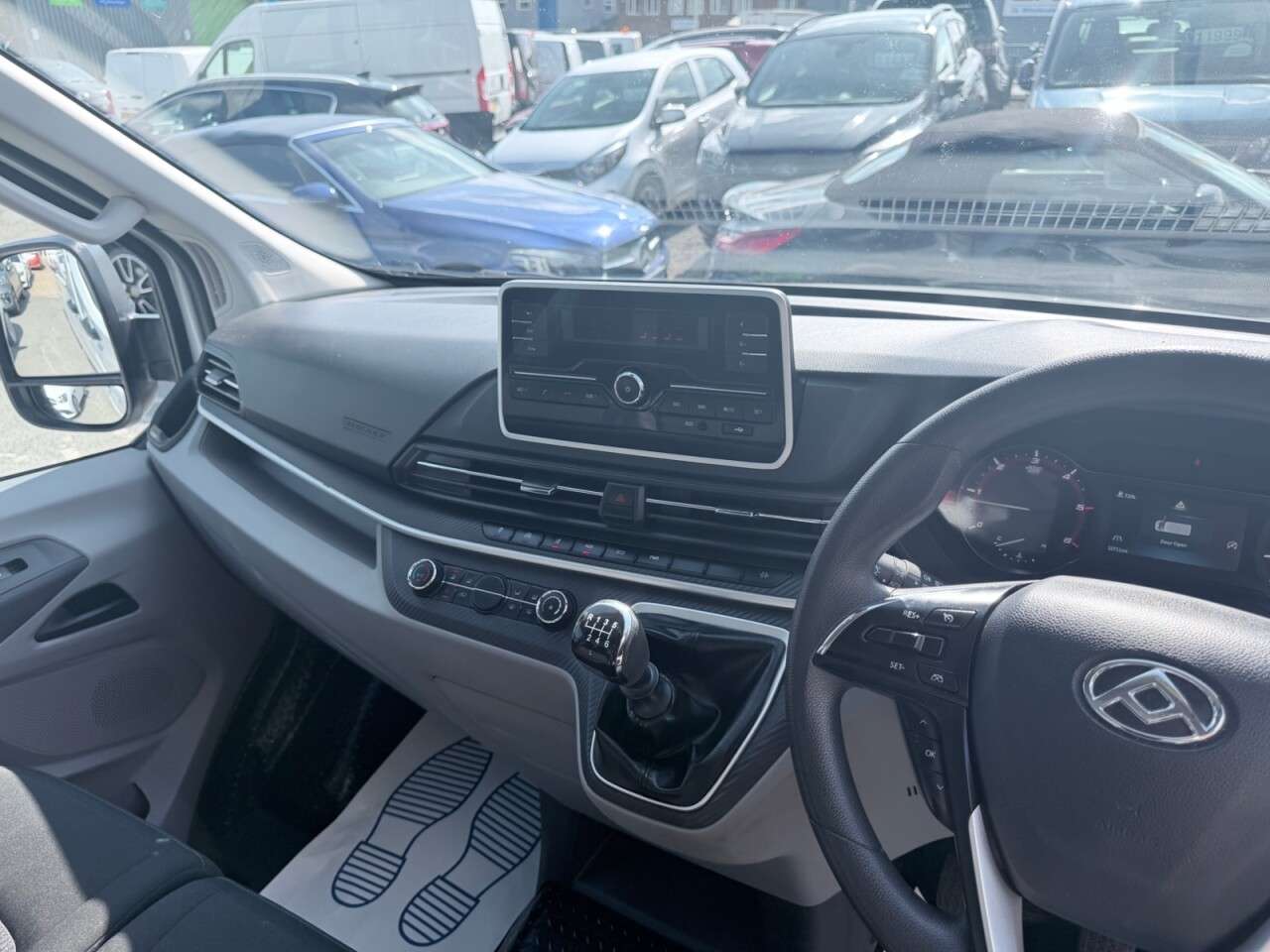 2023 MAXUS DELIVER 9 2023 MAXUS DELIVER 9