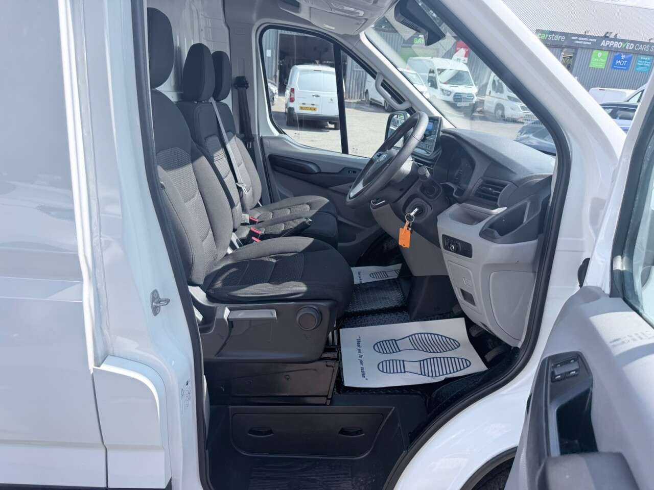 2023 MAXUS DELIVER 9 2023 MAXUS DELIVER 9