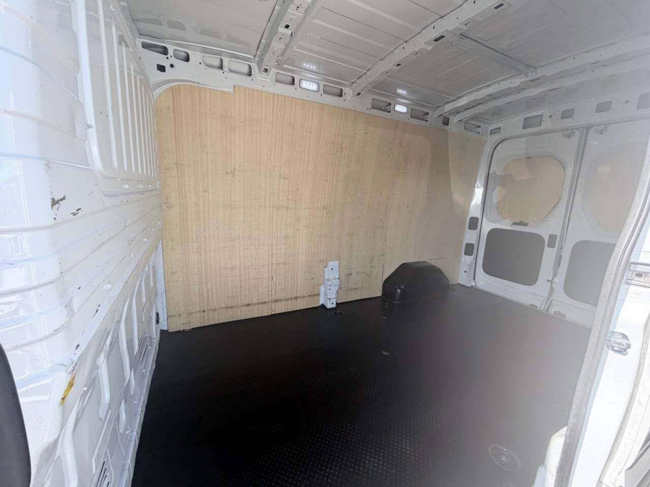 2023 MAXUS DELIVER 9 2023 MAXUS DELIVER 9