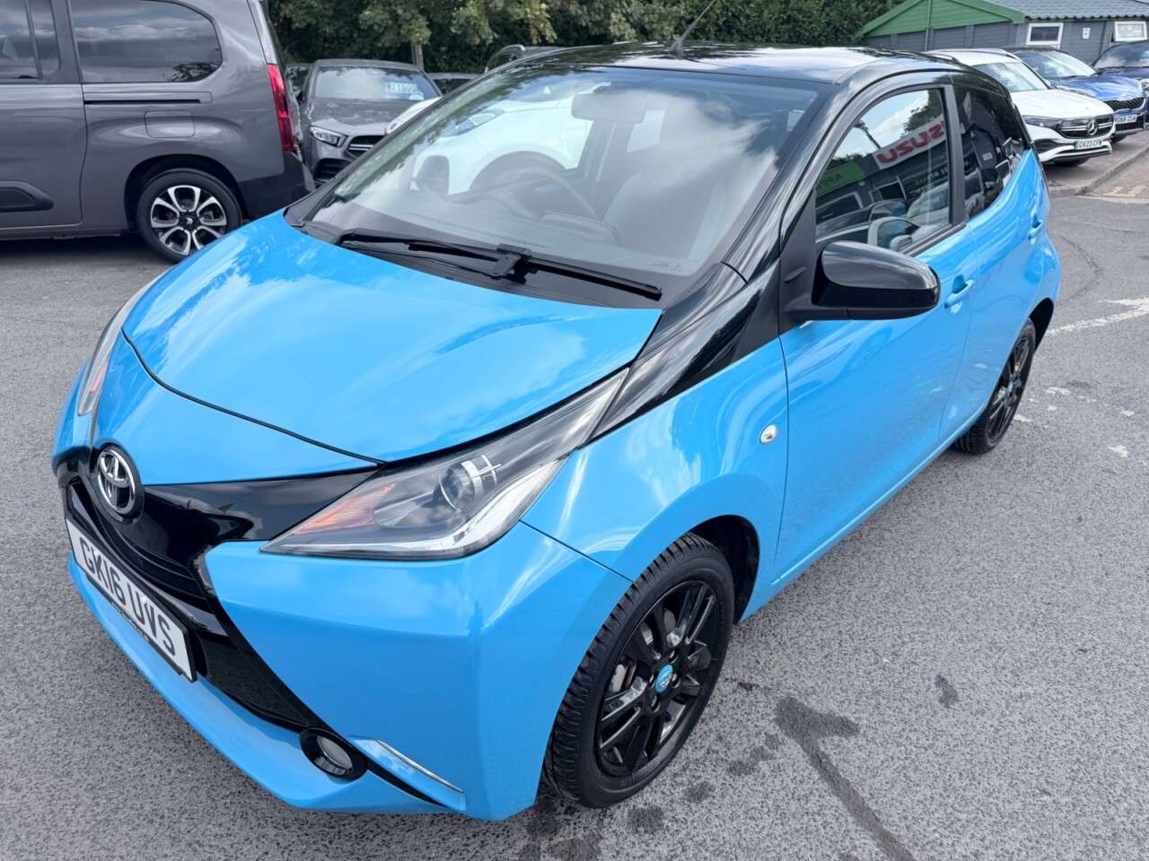 A 2016 TOYOTA AYGO Blue 1.0 VVT-i x-cite Hatchback, 19,000 miles, Euro 6, 5-Speed manual, 7in A 2016 TOYOTA AYGO Blue 1.0 VVT-i x-cite Hatchback, 19,000 miles, Euro 6, 5-Speed manual, 7in